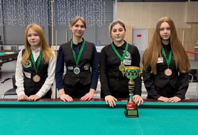 Призёры турнира: Ксения Жохова — вторая слева